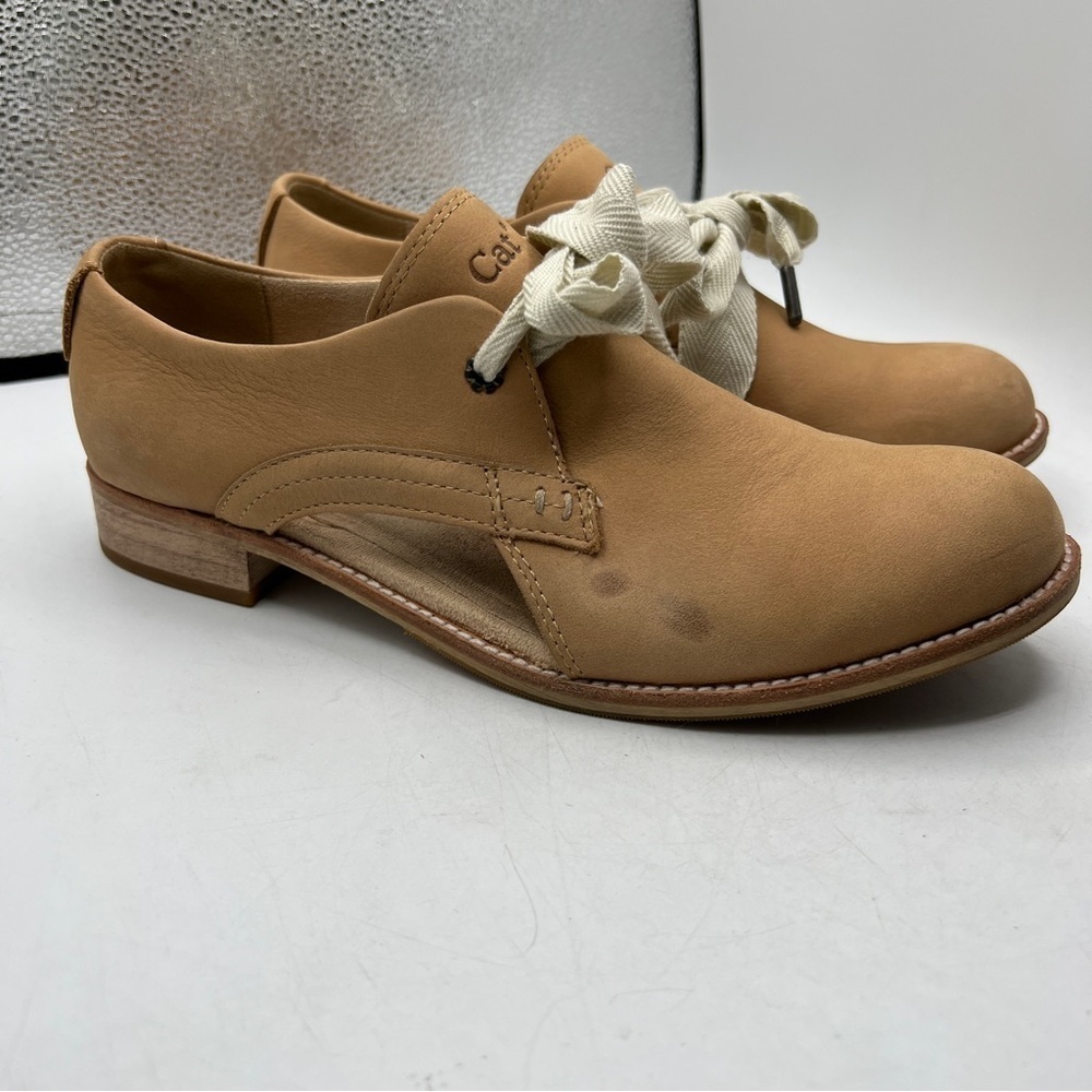 Caterpillar Kay tan cutout oxfords size 8.5